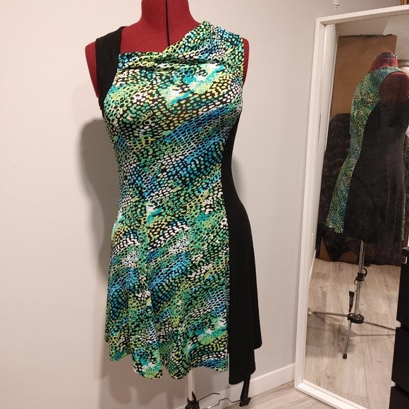 Adorable Asymmetric Midi Dress - Picture 3 of 5